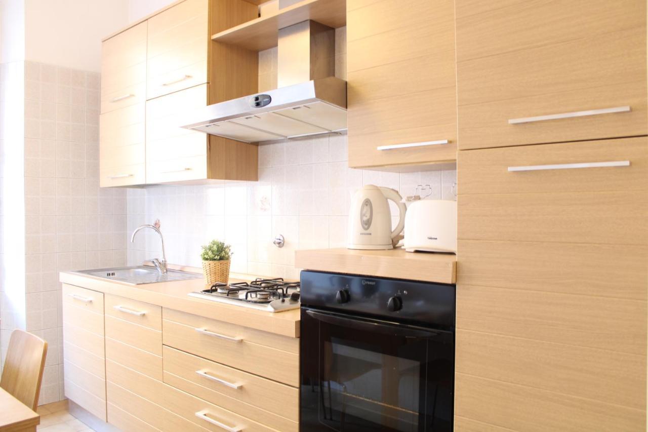 Appartamento Re Di Roma/Cozy Flat For Six Persons מראה חיצוני תמונה