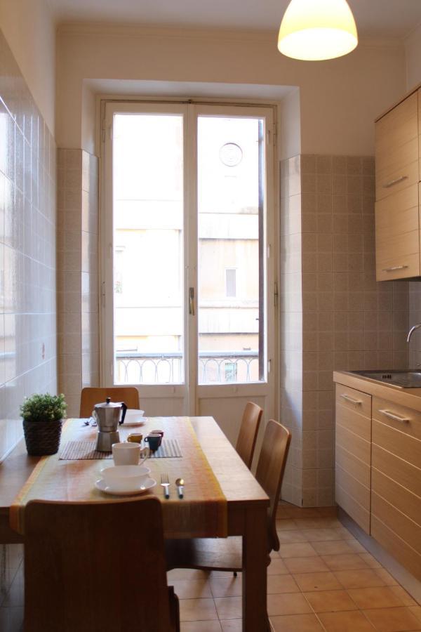 Appartamento Re Di Roma/Cozy Flat For Six Persons מראה חיצוני תמונה